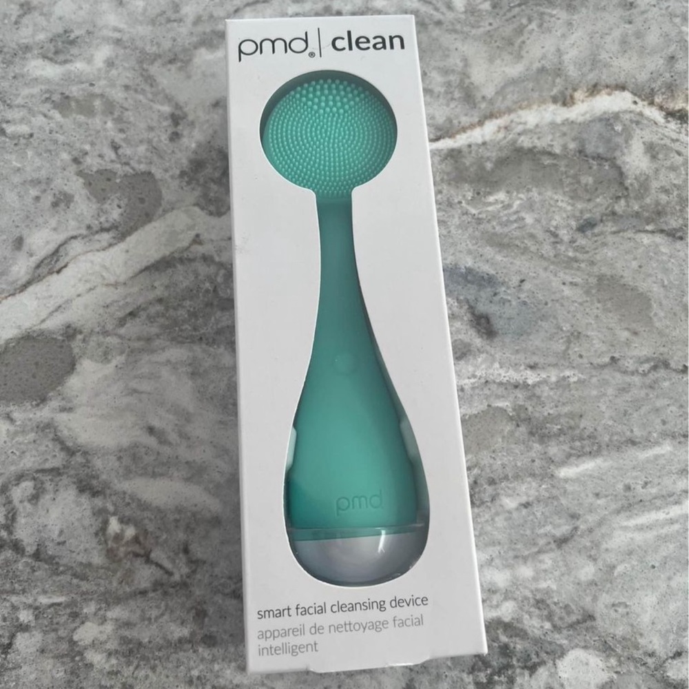 PMD Clean Smart Facial Cleanser